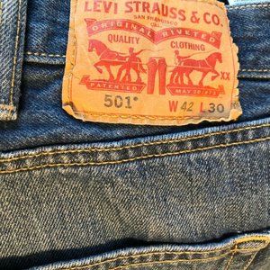 Levis 501 Men's Jeans 42/30